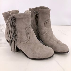 Sam Edelman beige suede fringe boots